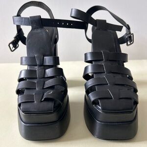Black Sandal